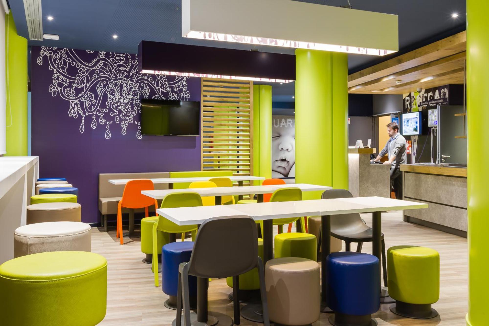 Ibis Budget Braga Centro Buitenkant foto