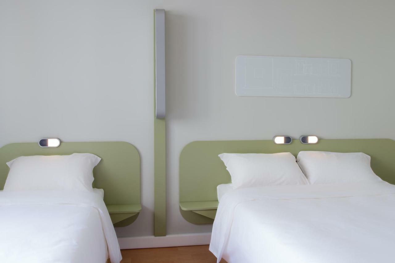 Ibis Budget Braga Centro Buitenkant foto